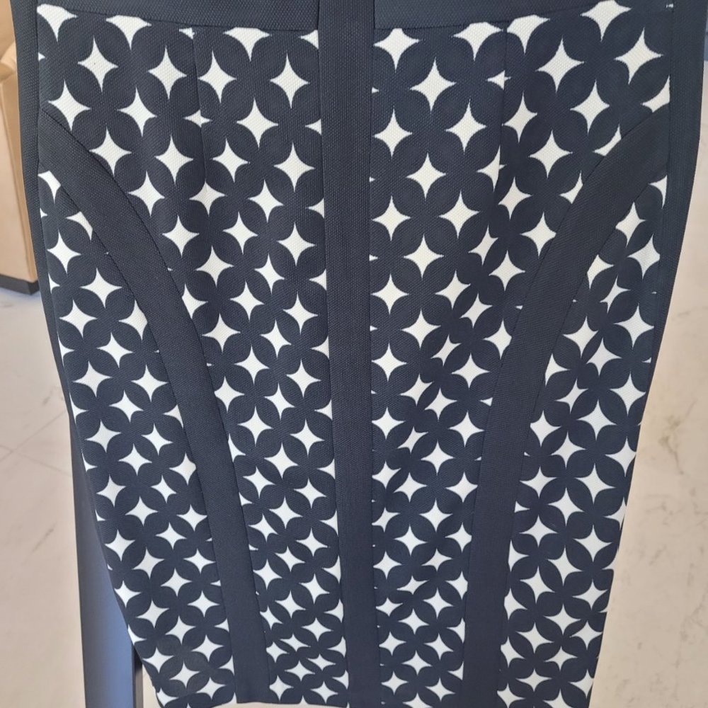 DM Collection Dress - Picture 6 of 13